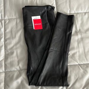 NWT -Med Petite Spanx Black Vegan Leather Leggings - FIT LIKE AN XS